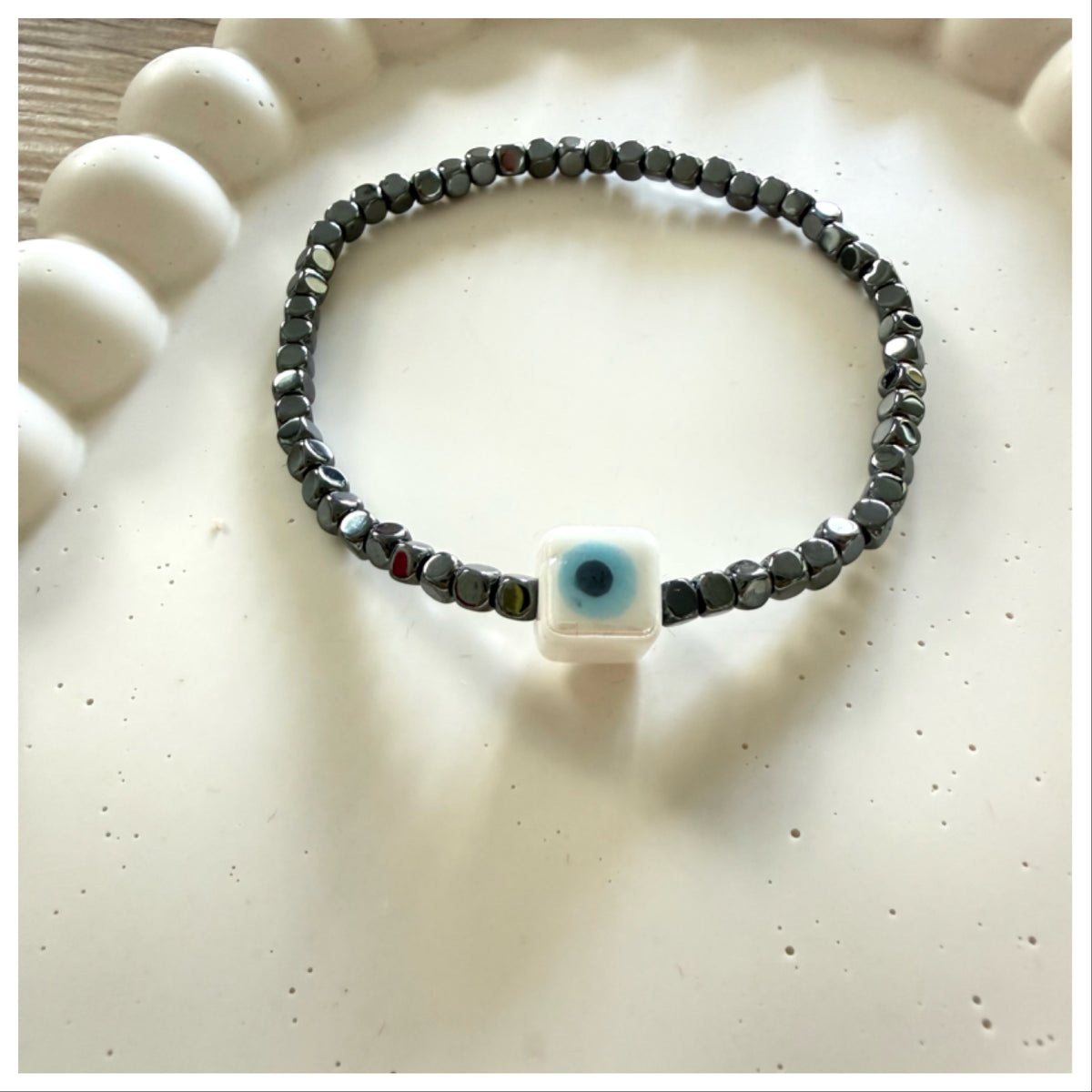 CHARCOAL HEMATITE BRACELET & CERAMIC SQUARE EYE