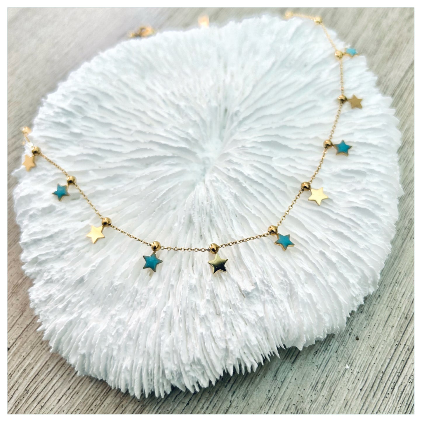 STAR CHARM NECKLACE