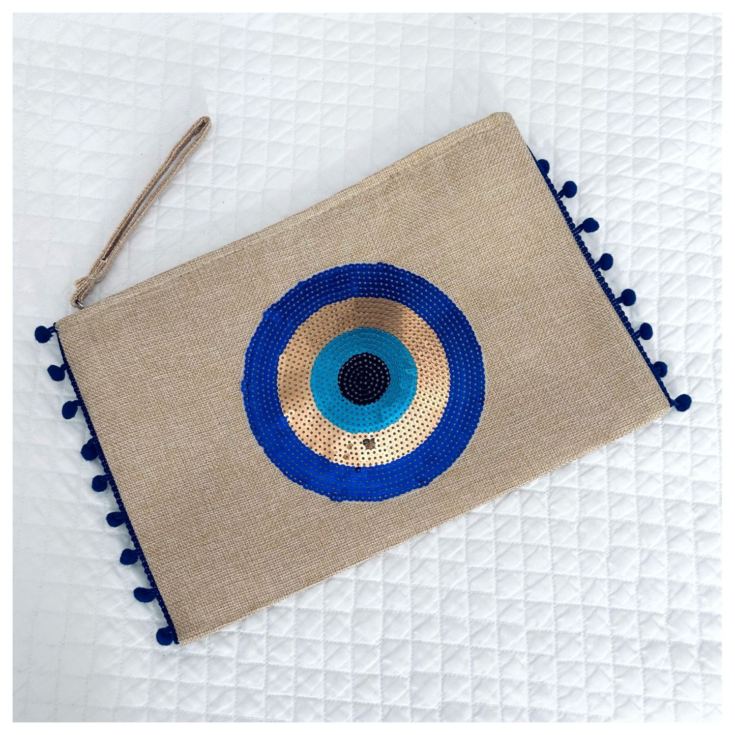 THE EVA CLUTCH