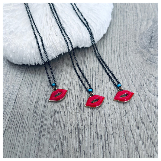 RED "KISS" CHARM NECKLACE