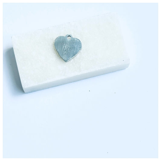 SILVER SOLID HEART CHARM