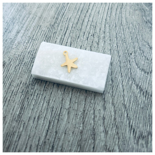 GOLD STARFISH CHARM